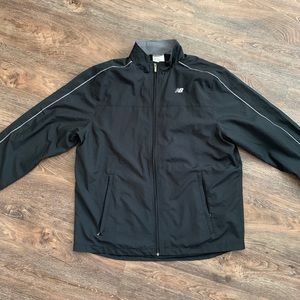 New Balance Men’s Shell Jacket Size L, Black